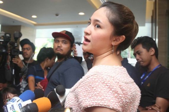 Marshanda Ingin Merawat Papanya, tapi... - JPNN.COM