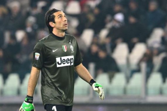 Kritik Kiper di Italia Kejam, Buffon: Bisa Bikin Kita Gila - JPNN.COM