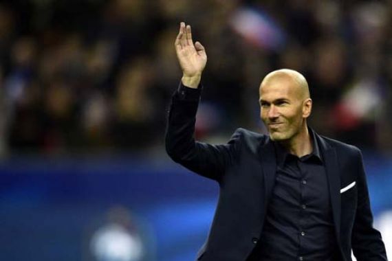 Menang di Barcelona, Zidane Samai Legenda Madrid - JPNN.COM