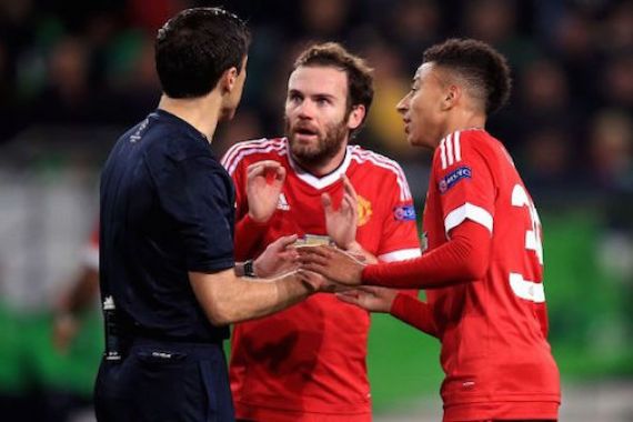 Juan Mata Lebih Bagus Bermain di Gelandang Tengah - JPNN.COM