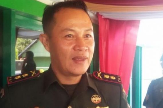 Astaga, Pak Dandim... Udah Nyabu Ditemani 2 Cewek Seksi Lagi - JPNN.COM