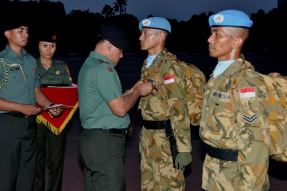 Pesan Khusus Panglima TNI untuk Prajurit Kontingen Garuda - JPNN.COM