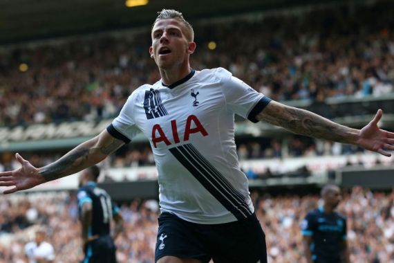 Bek Andalan Tottenham Ingin Pulang Memperkuat Klub Lamanya - JPNN.COM