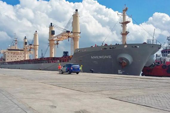 BJTI Port, Perkuat Dermaga Tingkatkan Produktivitas Pelabuhan - JPNN.COM