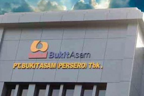 Laba Bersih Moncer, PTBA Bagikan Dividen Rp 611 miliar - JPNN.COM