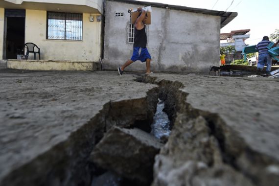 Korban Tewas Gempa Ekuador Meningkat Drastis - JPNN.COM