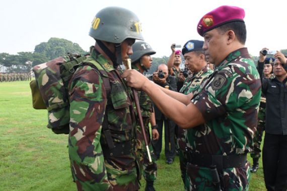 Inilah Penerima Brevet Komando dan Pisau Sangkur - JPNN.COM