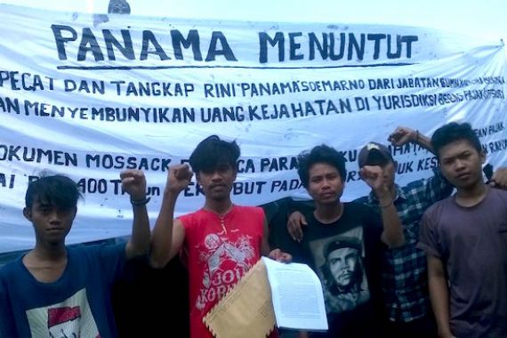 Mahasiswa Jogja: Pak Jokowi, Please Copot Bu Rini... - JPNN.COM