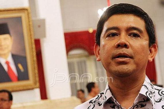 Menteri Yuddy Perintahkan Pangkas Organisasi Pemda yang Tak Penting - JPNN.COM