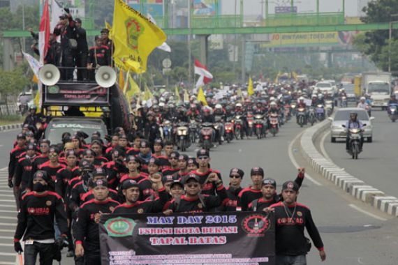 May Day, Tuntutan Buruh Kali tak Hanya soal Upah, tapi... - JPNN.COM