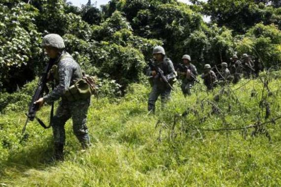 Militer 'Bermain Api', Nyawa Sandera Dipertaruhkan - JPNN.COM