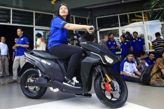 Sambutlah, Motor Listrik Buatan Indonesia - JPNN.COM