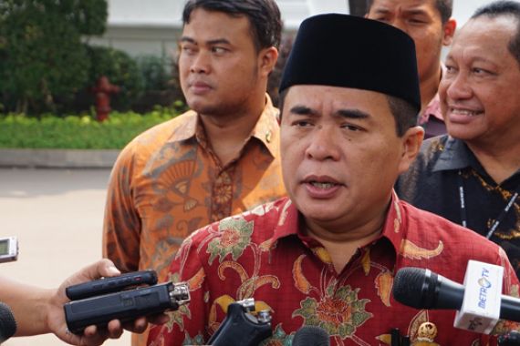 Setor Iuran Munaslub Golkar, Akom Minta Syarat Ini - JPNN.COM