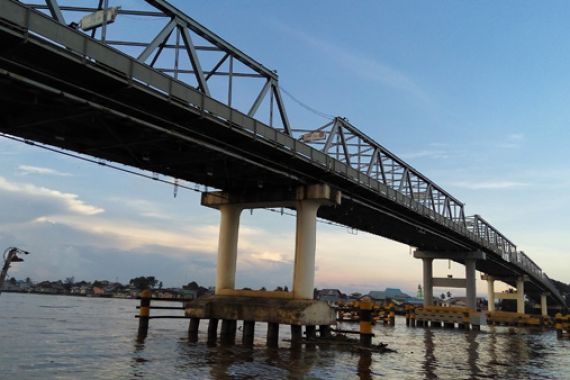 Jembatan Kapuas III Akan Membelah Dua Sungai Besar - JPNN.COM