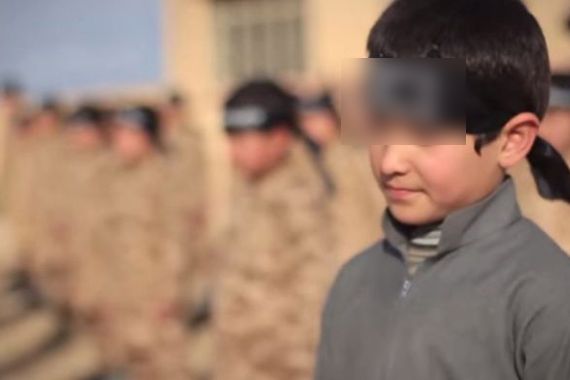 Ya Ampun! ISIS Eksekusi Mati Bocah 7 Tahun di Depan... - JPNN.COM