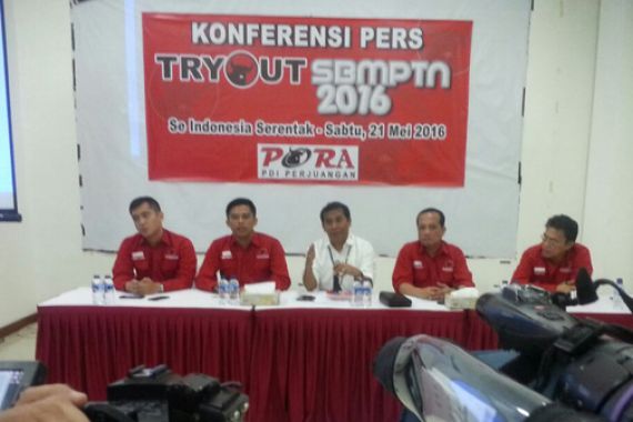 PDIP Gelar Try Out PTN Serentak, Murah Banget Nih - JPNN.COM