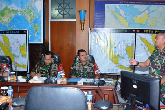 Bebaskan Sandera, TNI AL 'Serbu' Bajak Laut Bersenjata - JPNN.COM