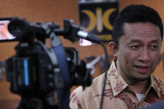 Ini Hasil Kajian Tim Hukum PKS Soal Fahri Hamzah - JPNN.COM