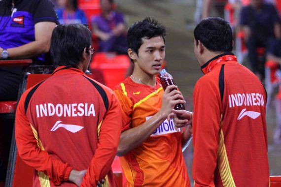 Jatuh Bangun..Jonatan Christie Bawa Indonesia Unggul - JPNN.COM