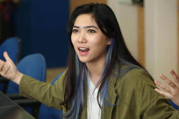 Si Cantik Isyana Sarasvati Kena Bully - JPNN.COM