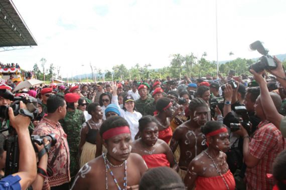 Kutip Pidato Bung Karno, Puan Maharani Menggugah Papua - JPNN.COM
