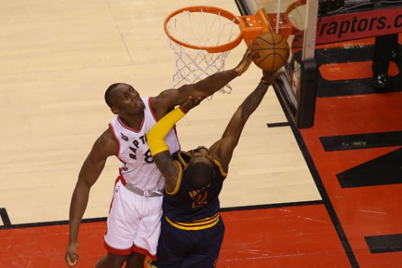 Toronto Bungkam Cleveland di Game Ketiga Final Barat NBA - JPNN.COM