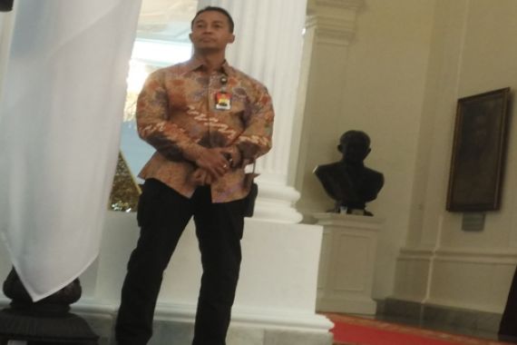 Sebelum Tinggalkan Istana, Sang Jenderal Menghadap Jokowi - JPNN.COM