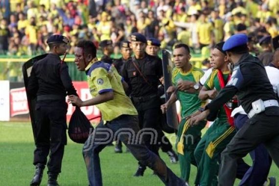 PS TNI Klaim Oknum Ultras Hendak Langgar Kesepakatan - JPNN.COM