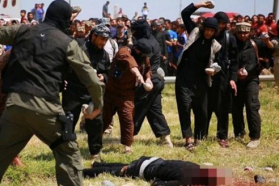 Begini Cara ISIS Mengeksekusi Remaja Homoseksual - JPNN.COM