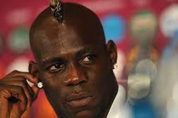 Baca Deh, Sindiran Ini Sangat Menohok Balotelli - JPNN.COM