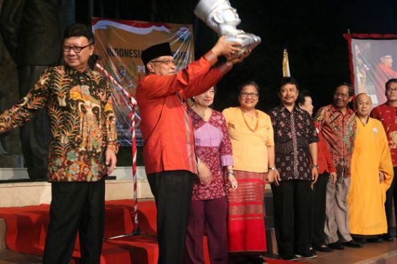 Hari Lahir Pancasila, Ribuan Warga Berbaur, Indonesia Bersyukur - JPNN.COM