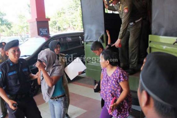 Astaga, PSK Hamil Enam Bulan Masih Cari Pelanggan dan... - JPNN.COM