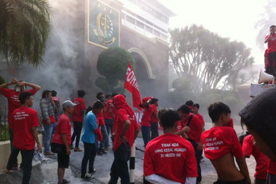 Di Demo, Kejagung Janji Kembalikan Berkas Novel Baswedan - JPNN.COM