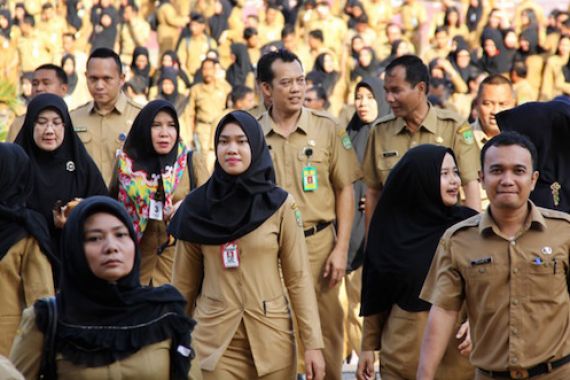 Ratusan SK PNS Bodong Beredar, Pejabat Ini Tuding.... - JPNN.COM