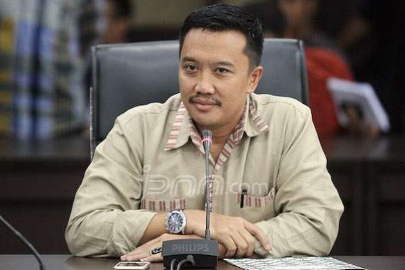 Anak Buah SBY Ikut Beri Opini Disclaimer untuk Menpora - JPNN.COM