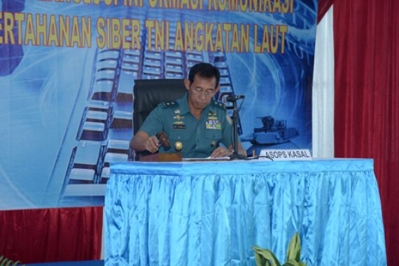TNI AL Siapkan Personel Hadapi Perang Siber - JPNN.COM