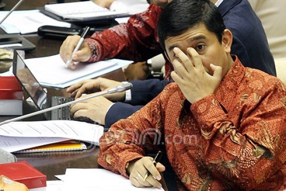 Simak! Ini Alasan Menteri Yuddy Ngotot Pensiun Dinikan Sejuta PNS - JPNN.COM