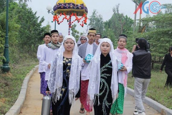 Hamdalah, Minoritas Muslim di Vietnam Bisa Berpuasa dengan Sukacita - JPNN.COM