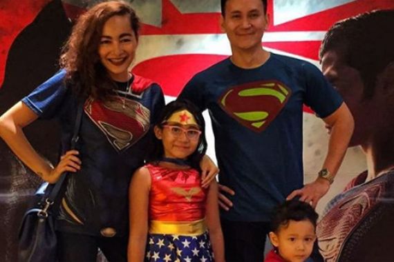 Soal Pembagian Anak, Dewi Rezer Bingung Dengan Sikap Marcel - JPNN.COM