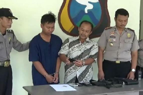 Ealah..Ngaku Polisi Biar Terlihat Keren Depan Gebetan - JPNN.COM