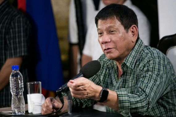Tangan Besi Duterte Mulai Terasa, Manila Terapkan Jam Malam - JPNN.COM