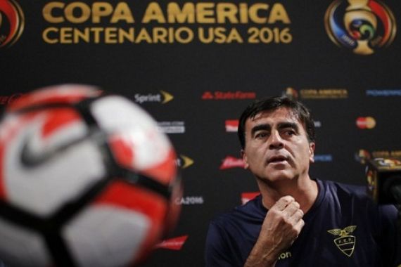 Pelatih Ekuador Sesumbar Timnya Bisa ke Final Copa America Centenario 2016 - JPNN.COM