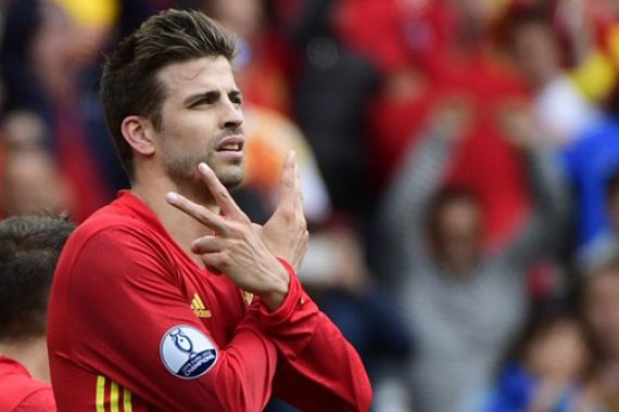 Usai Tampil Bela Spanyol, Pique Langsung Kembali Merumput - JPNN.COM