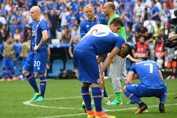 Di Ruang Ganti, Pemain Islandia Merasa Dikalahkan Hungaria - JPNN.COM