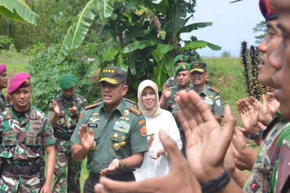 Panglima TNI Kunjungi Pulau di Wilayah Utara Barat Indonesia - JPNN.COM
