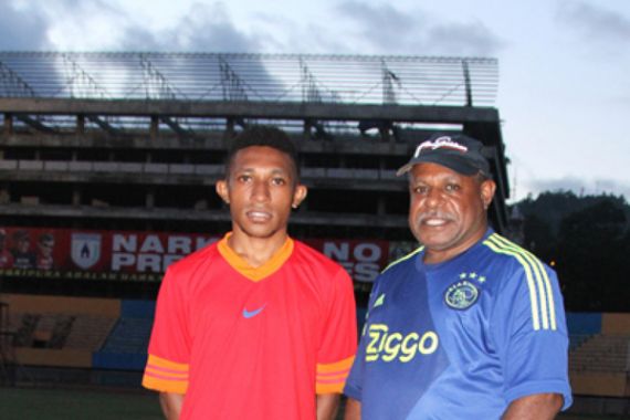 Mantap! Anak Papua Magang ke Klub Raksasa La Liga - JPNN.COM