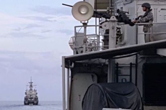 6 Kapal Perang TNI AL Gelar Tugas Tempur di Laut Natuna - JPNN.COM