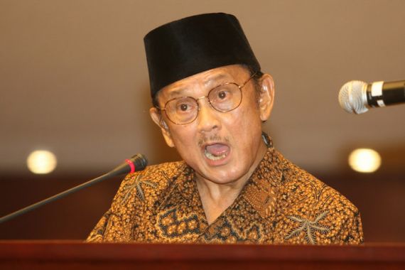 Rudy Habibie: Jangan Lupa Nonton Filmnya! - JPNN.COM