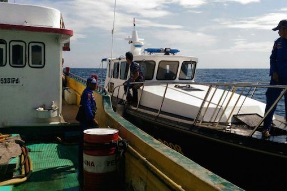 Ditpolair Amankan Kapal Pencuri Ikan, Nih Fotonya - JPNN.COM