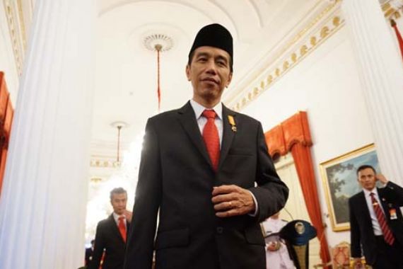 Jokowi Gelar Rapat Terbatas di Perairan Natuna - JPNN.COM